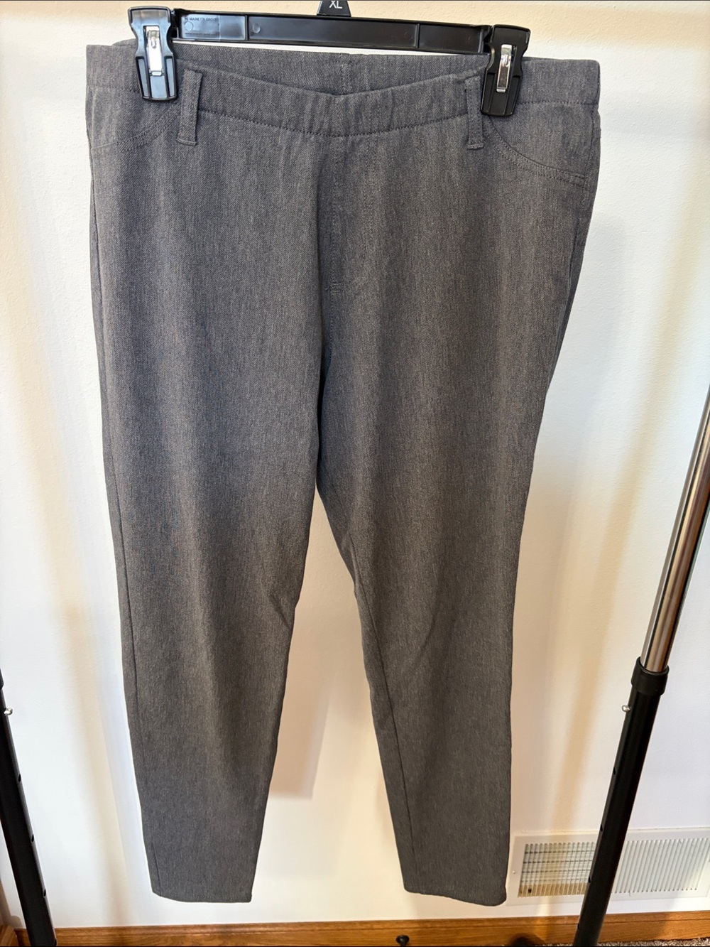 NEW listing XL Faded Glory jeggings